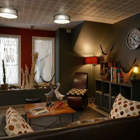 Logis Hotel & Restaurant Le Pardaillan Gondrin 외부 사진