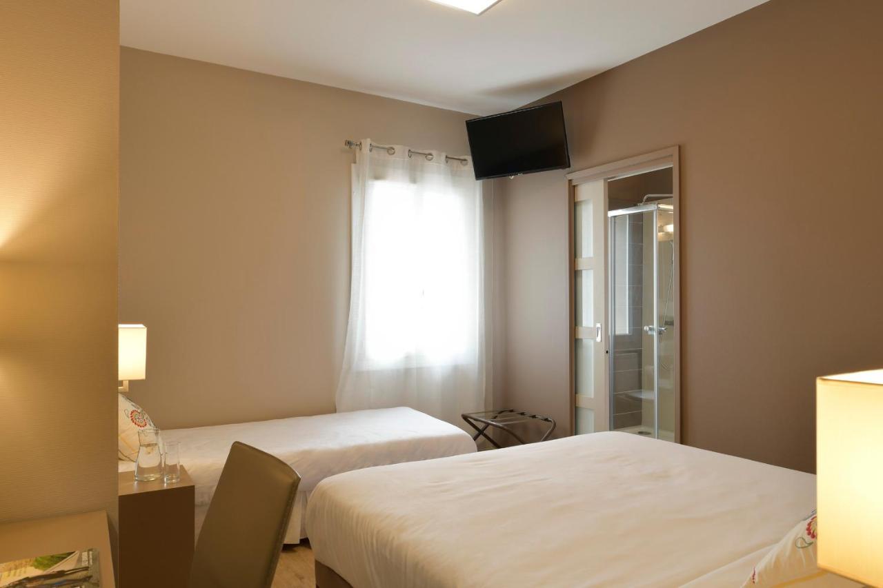 Logis Hotel & Restaurant Le Pardaillan Gondrin 외부 사진
